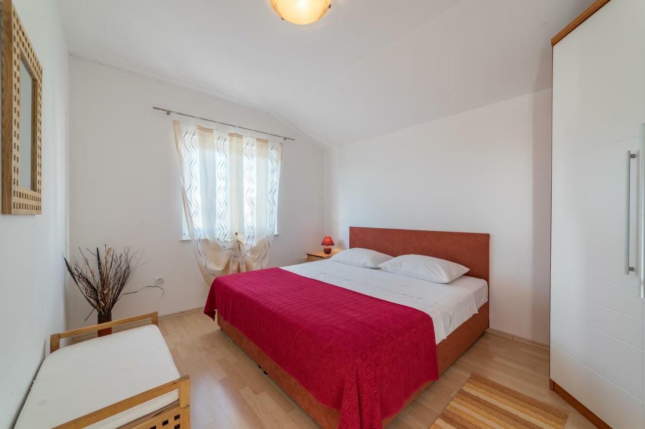 Apartments Jakovcev Betina  Exteriér fotografie